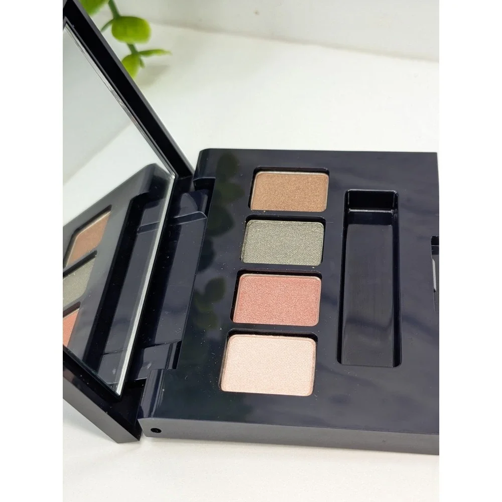 Estée Lauder new but